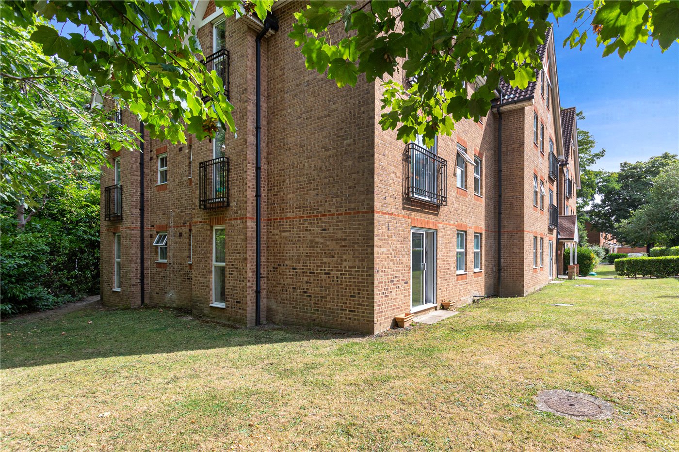 Burghley Hall Close, Princes Way, SW19