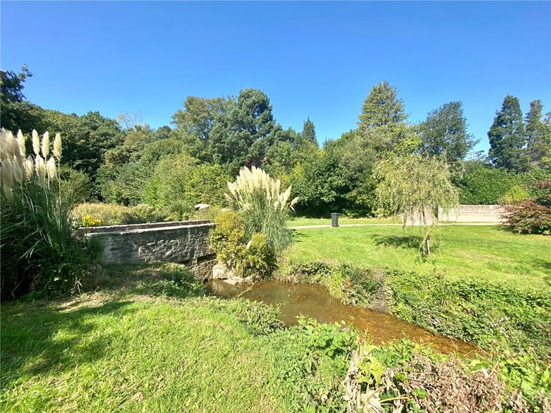 Pine Tree Glen, Westbourne, Bourenmouth, Dorset, BH4