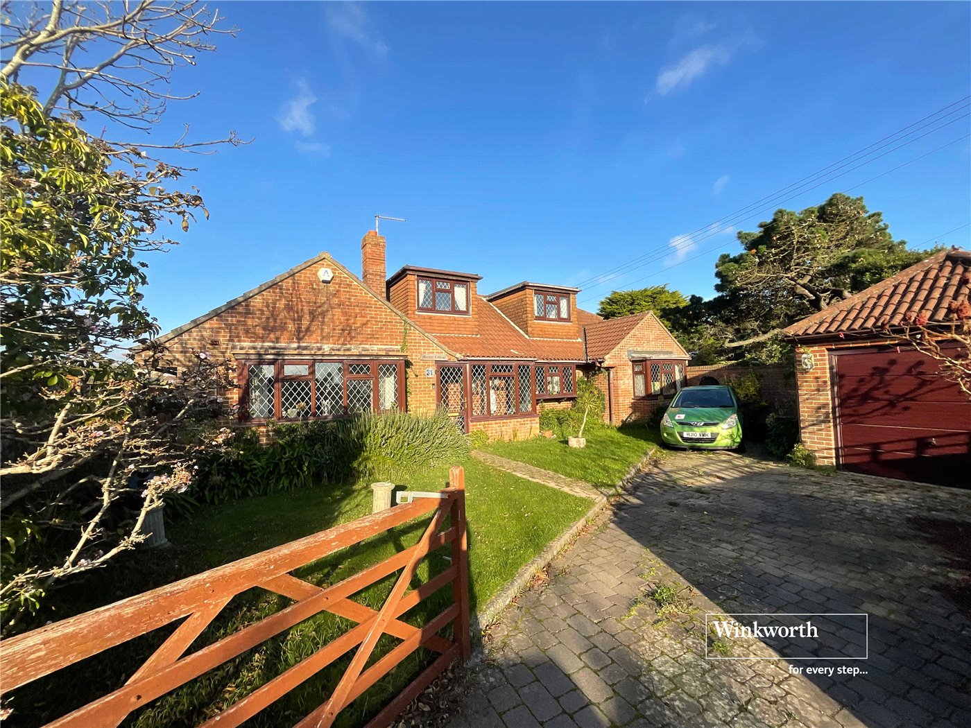 Marine Drive East, Barton on Sea, New Milton, Hampshire, BH25