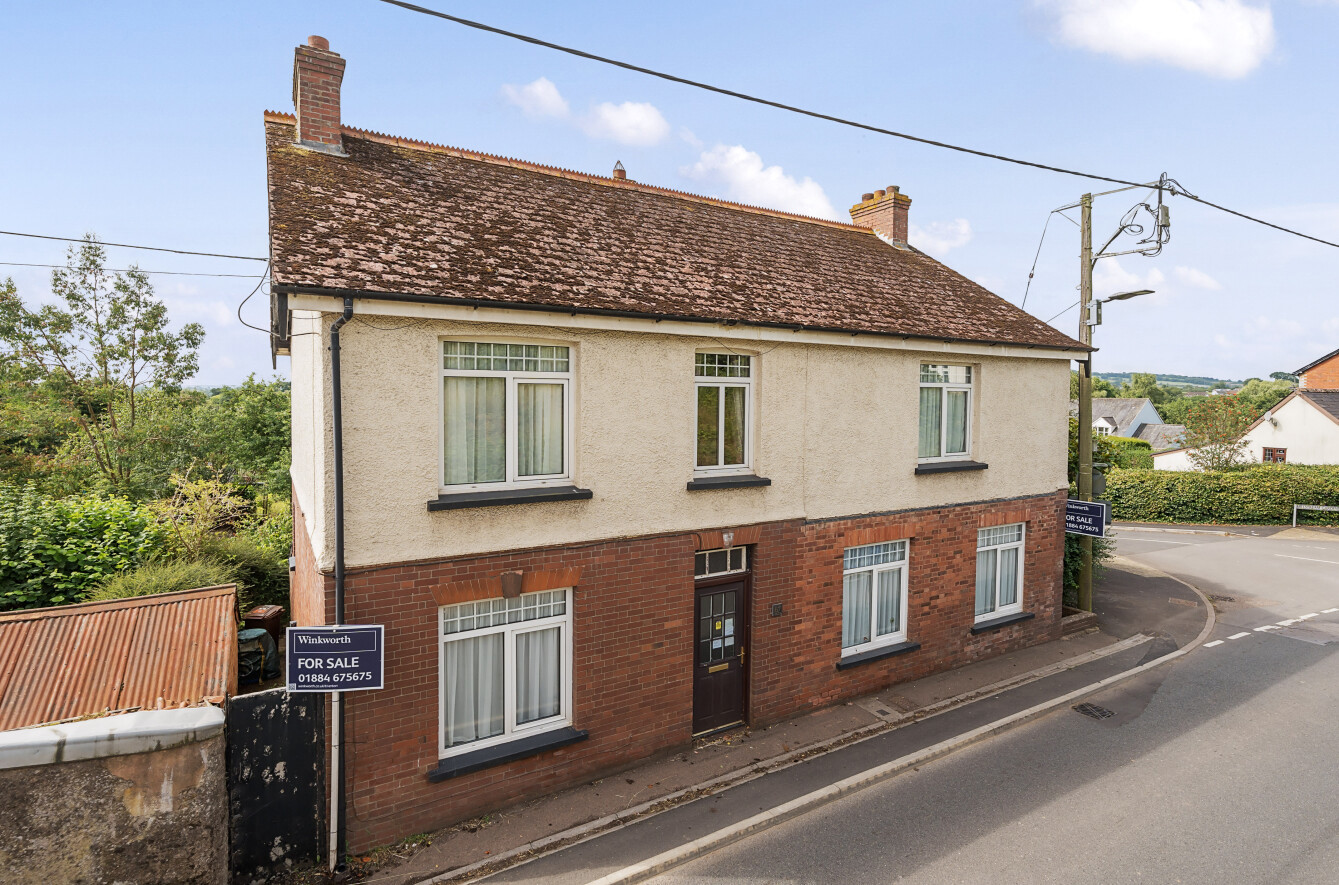 High Street, Halberton, Tiverton, Devon, EX16