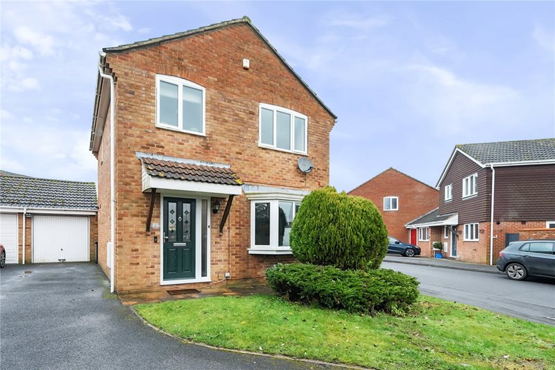 Spurcroft Road, Thatcham, Berkshire, RG19