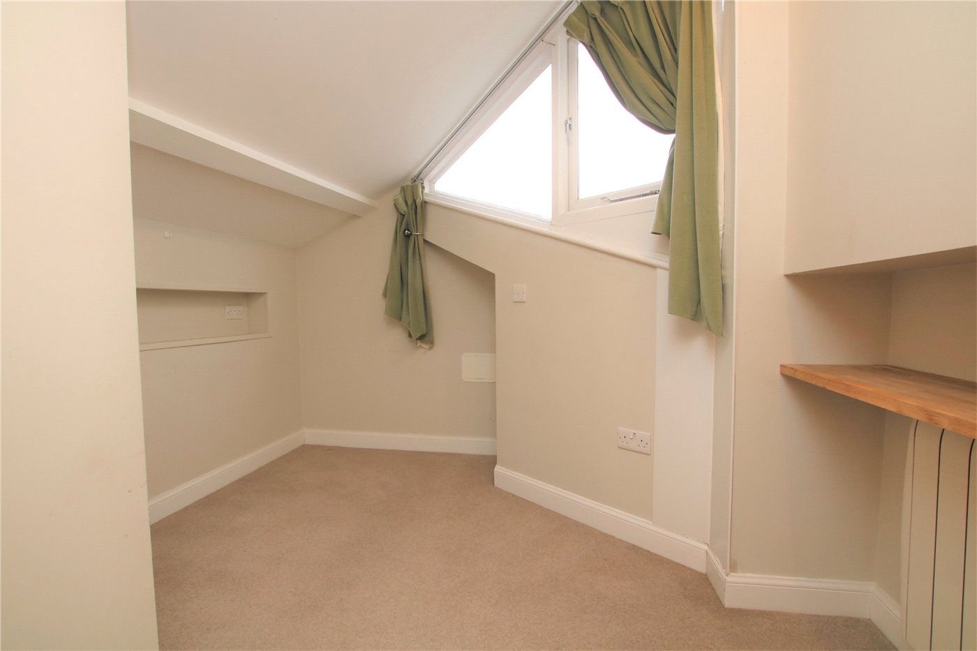 Castle Street, Reading, Berkshire, RG1