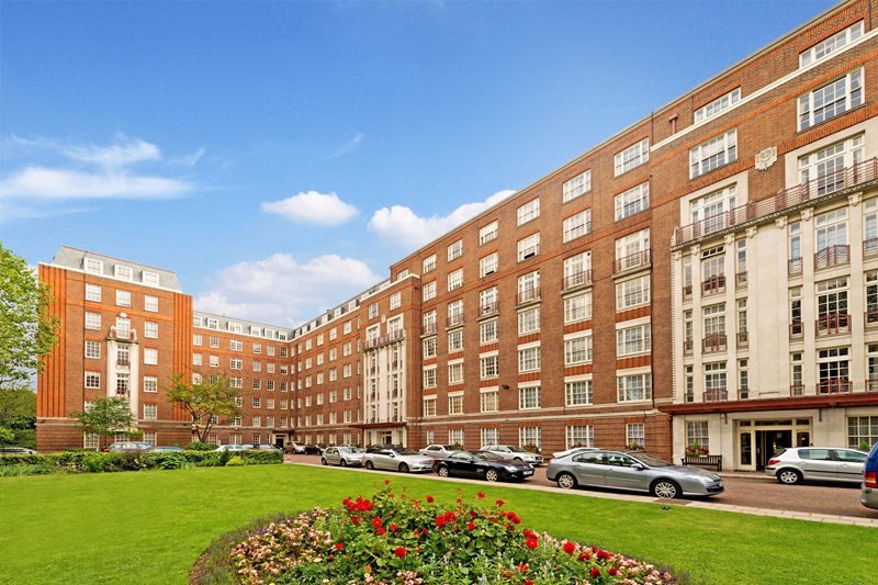 Eyre Court, Finchley Road, St John&#39;s Wood, London, NW8