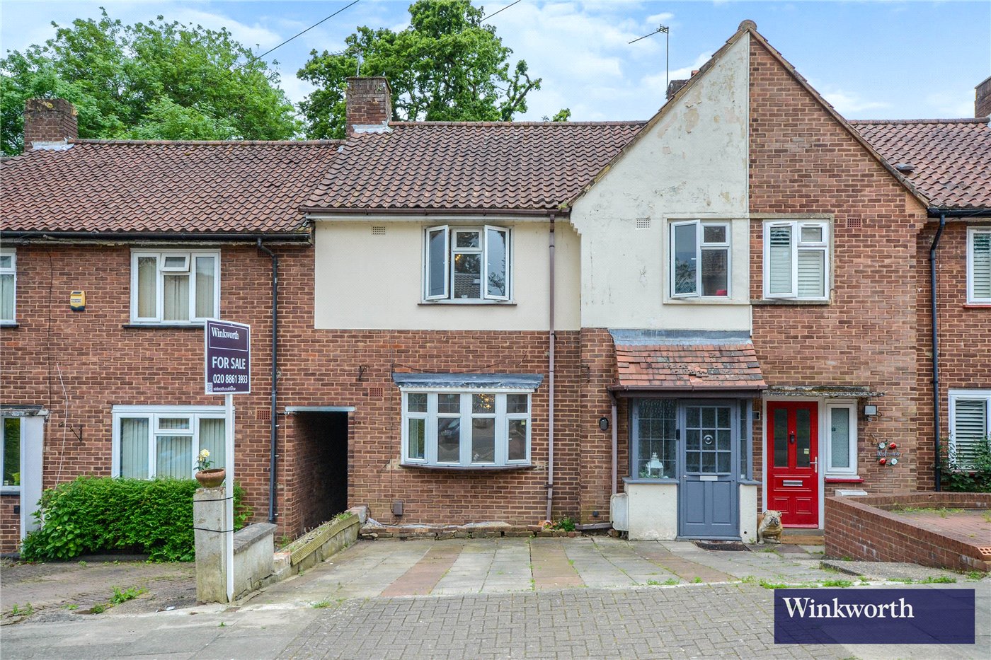 Eaton Close, Stanmore, Middlesex, HA7