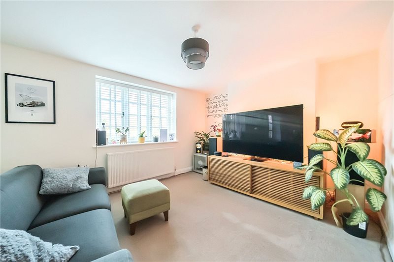 Tilford Street, Tilford, Farnham, Surrey, GU10