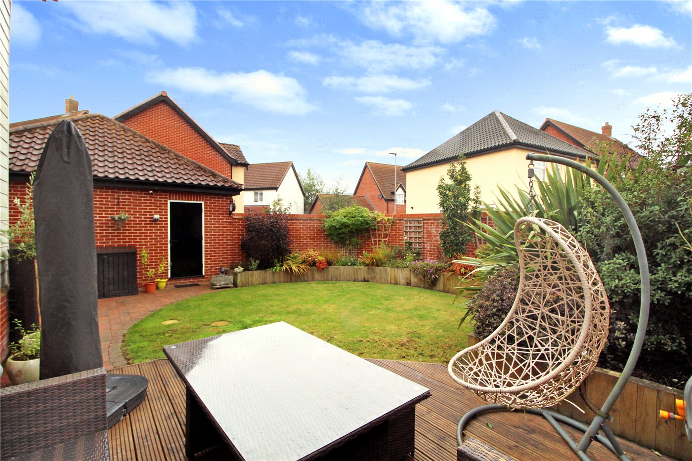 Hewitt Close, Poringland, Norwich, Norfolk, NR14