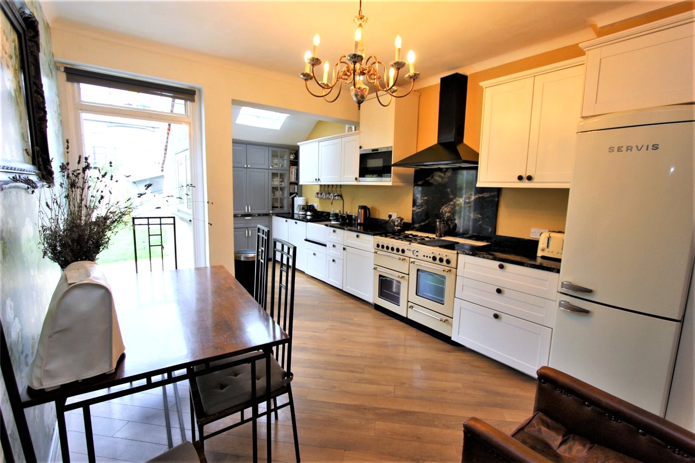 Carlton Drive, Leigh-on-Sea, Essex, SS9