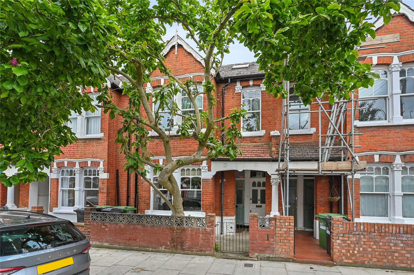 Ormiston Grove, Shepherd&#39;s Bush, London, W12