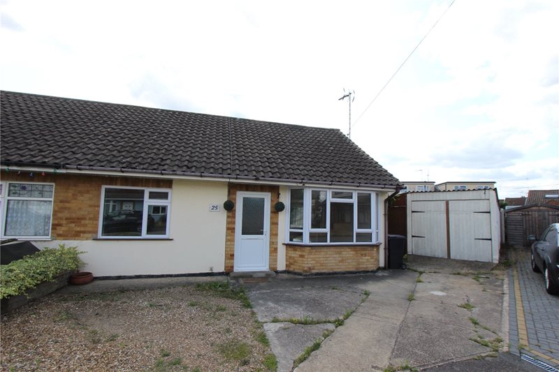 Woodville Close, Rochford, Essex, SS4