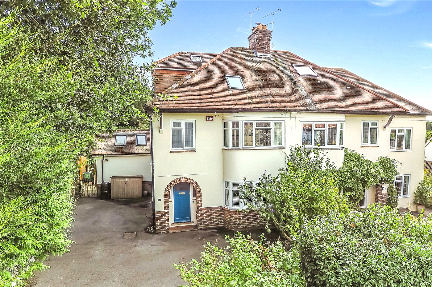 Woodbury Avenue, Petersfield, Hampshire, GU32