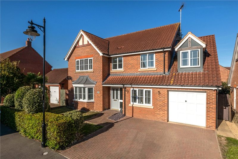 Buttercup Drive, Bourne, PE10