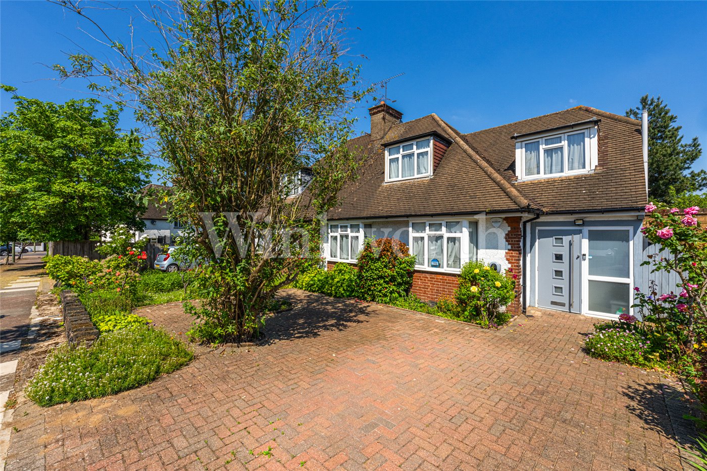 Sanderstead Avenue, London, NW2