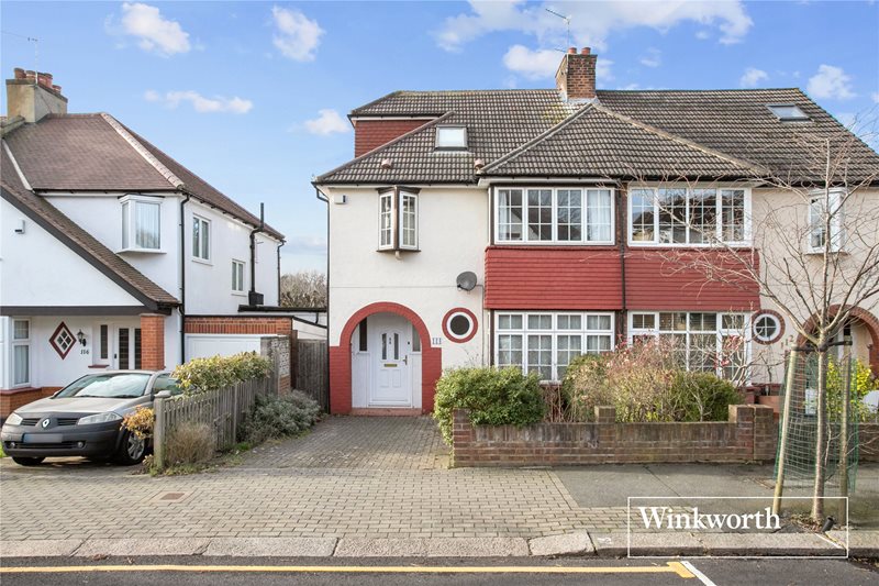 Fitzjohn Avenue, High Barnet, EN5