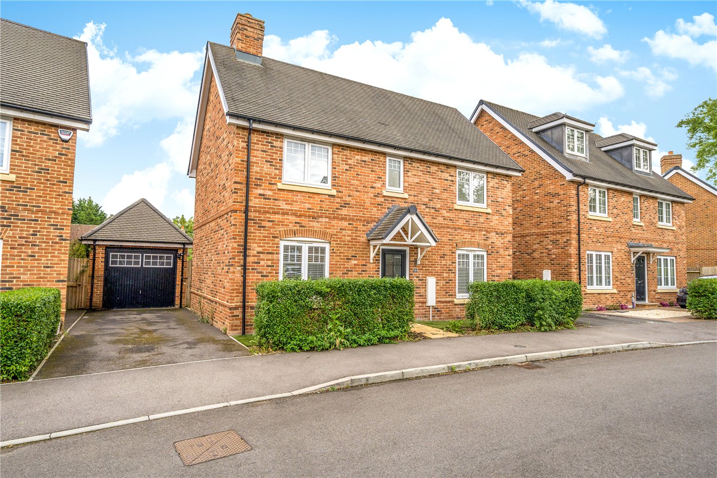 Cascade Way, Farnham, GU9