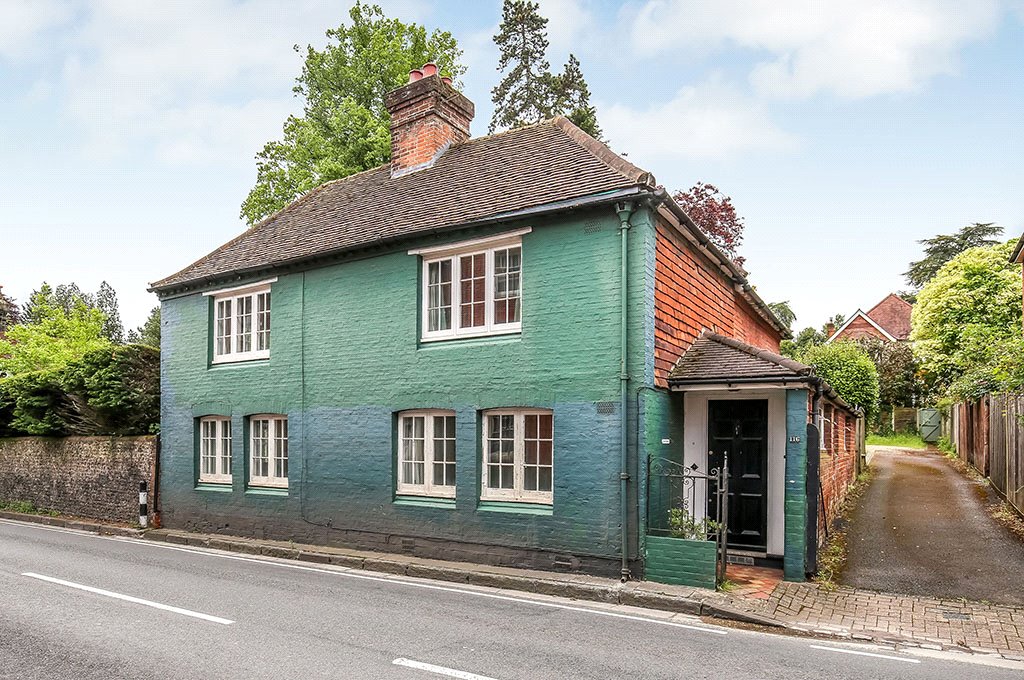 St. Cross Road, Winchester, Hampshire, SO23