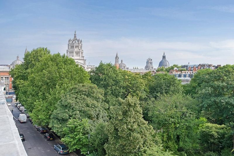 Thurloe Square, London, SW7