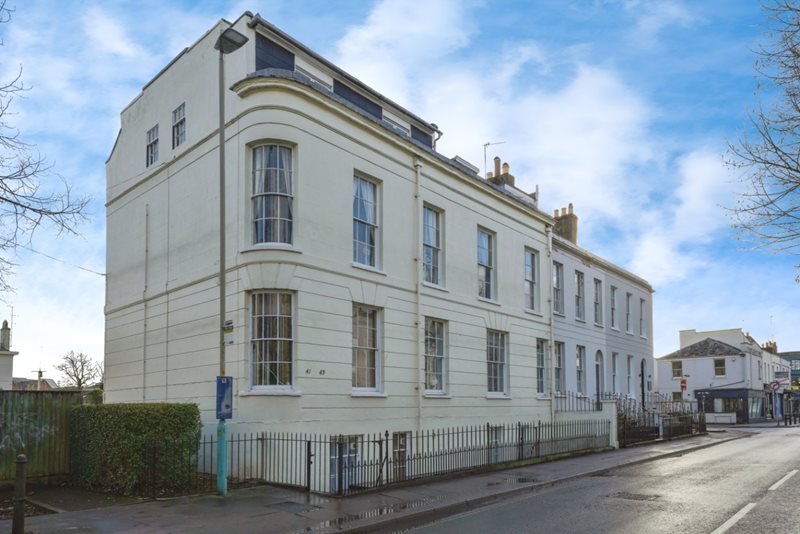 Prestbury Road, Cheltenham, Gloucestershire, GL52