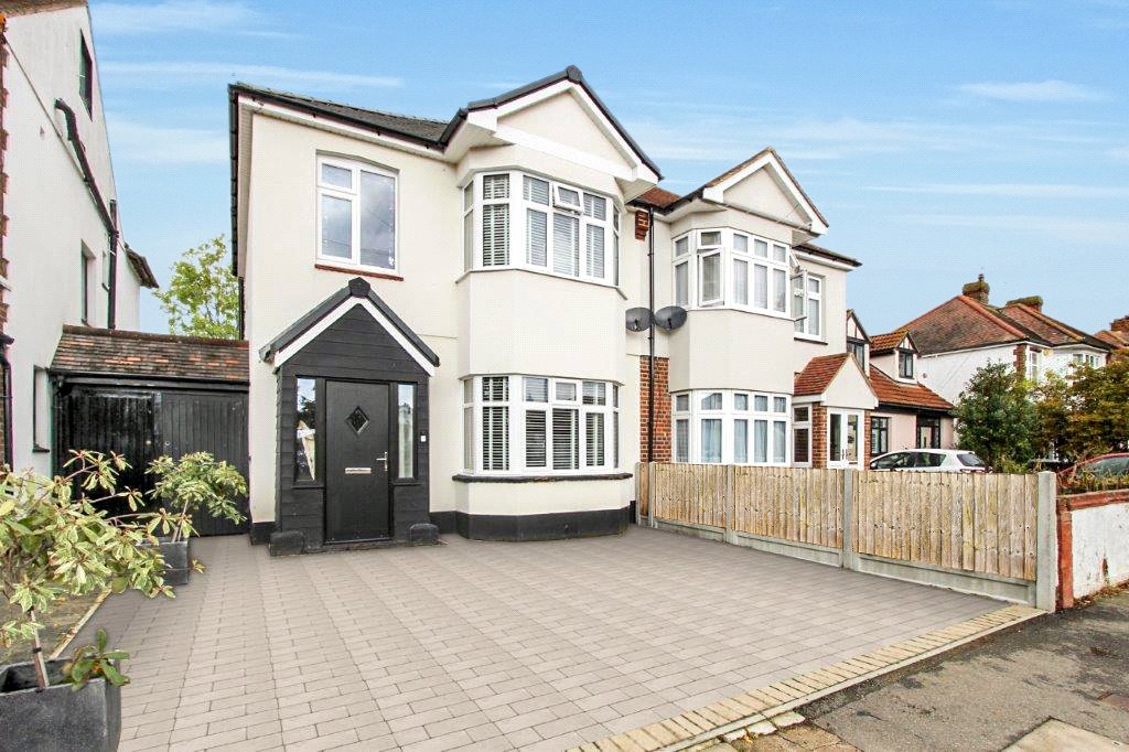 Flemming Crescent, Leigh-on-Sea, SS9