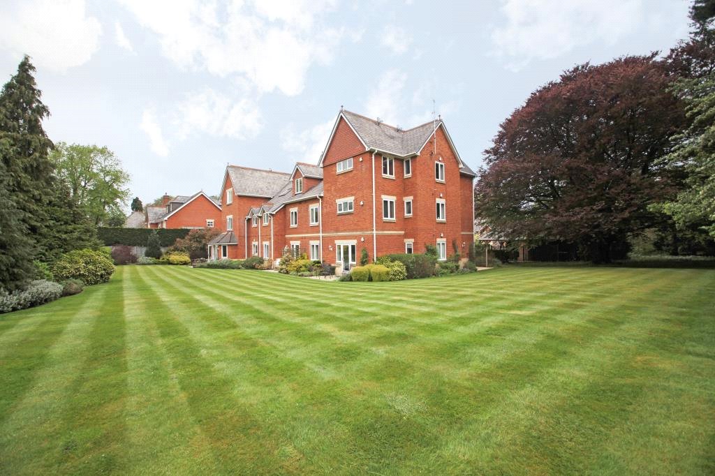 Dellwood Park, Caversham, Reading, Berkshire, RG4