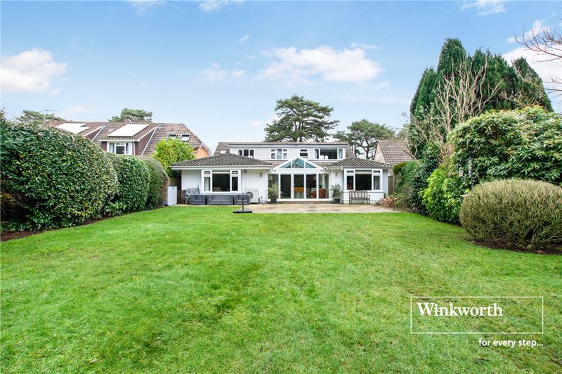 Wight Walk, West Parley, Ferndown, Dorset, BH22