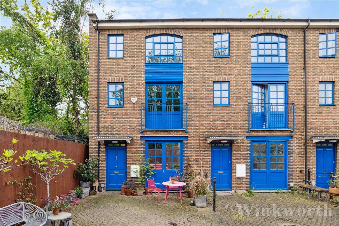 Hatcham Park Mews, London, SE14