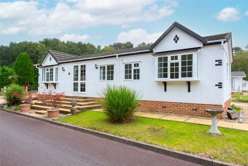 Pinewood Park, Wokingham, Berkshire, RG40