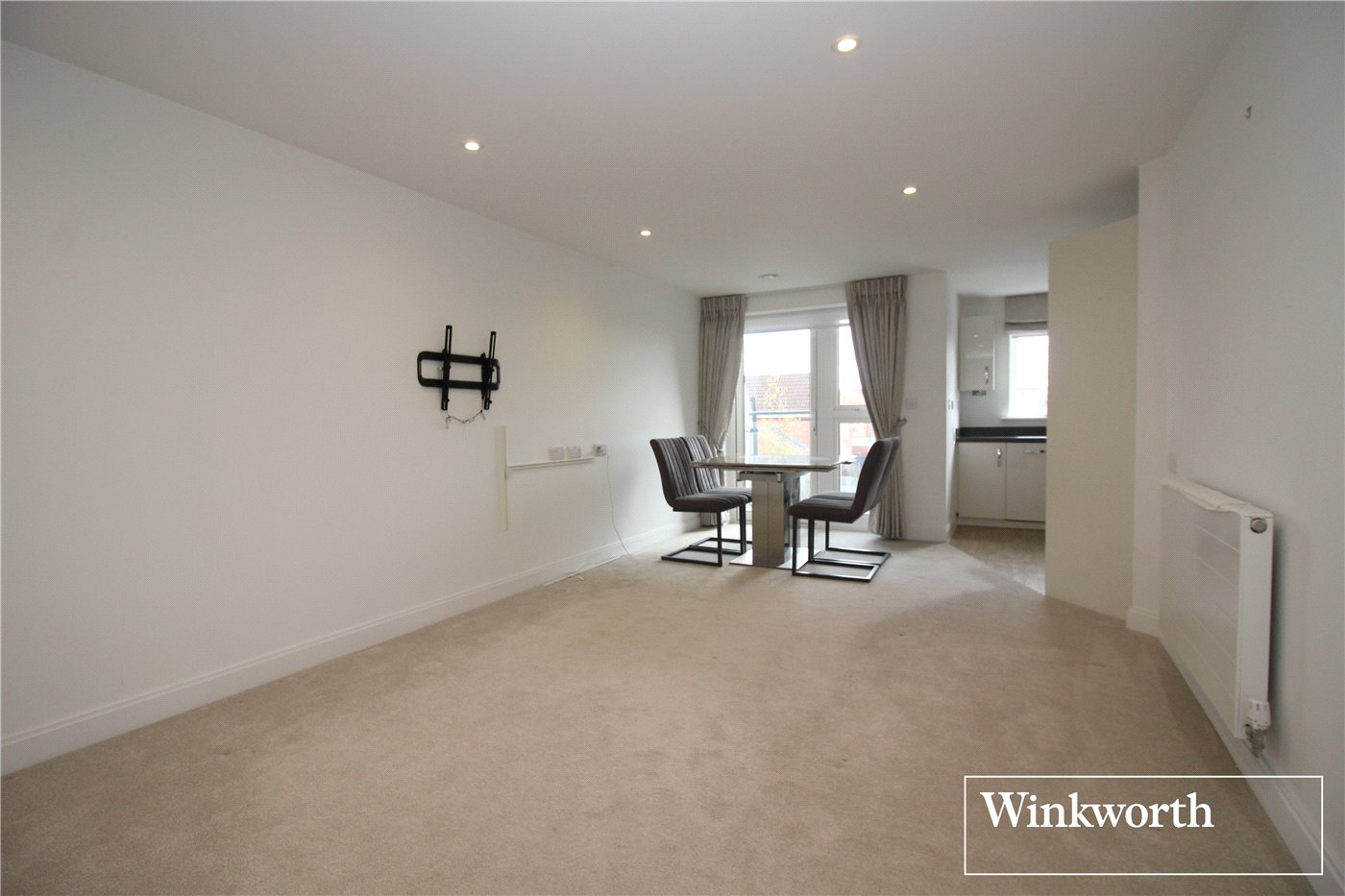 Studio Way, Borehamwood, WD6