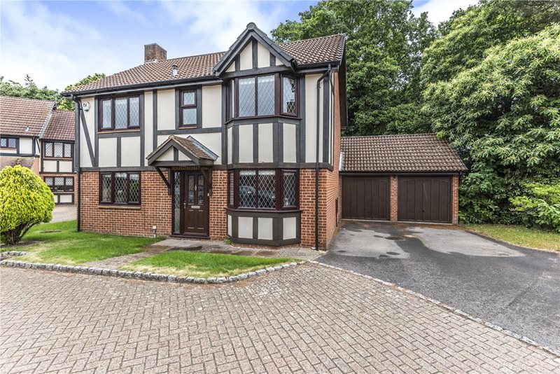 Shire Close, Bagshot, Surrey, GU19