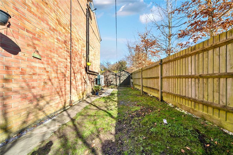 Copnor Close, Woolton Hill, Newbury, Hampshire, RG20