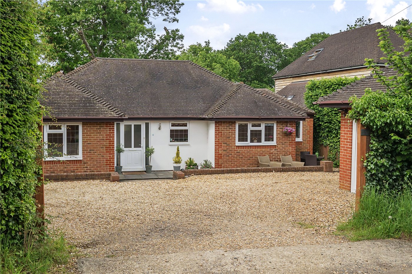 Rosemary Lane, Rowledge, Farnham, Surrey, GU10