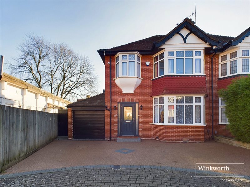 Woodland Close, Kingsbury, London, NW9