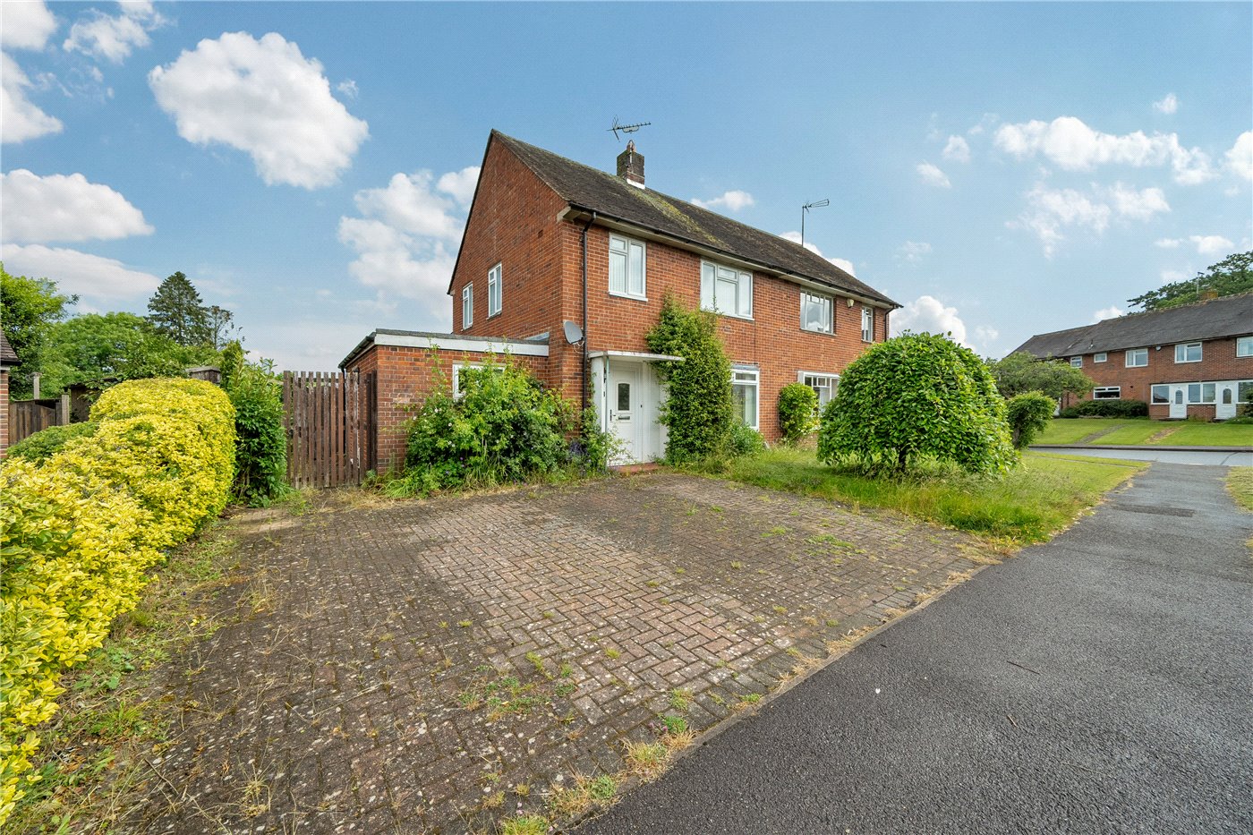 Three Acre Road, Newbury, Berkshire, RG14