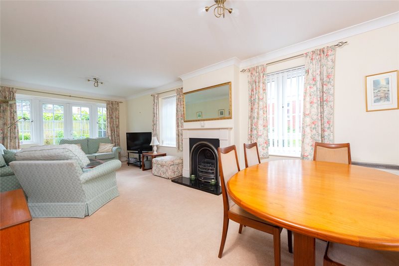 Harding Place, Wokingham, Berkshire, RG40