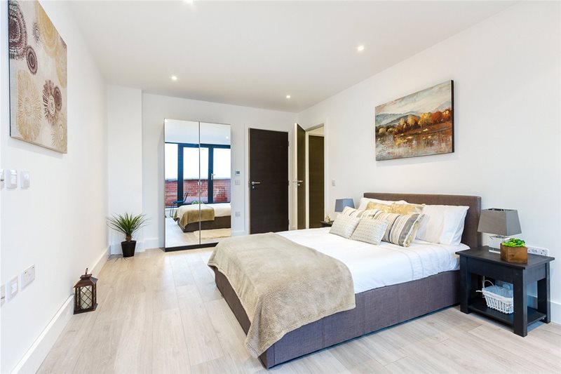 Room 1, Kirkfield House, 118 Station Road, Harrow, Middlesex, HA1