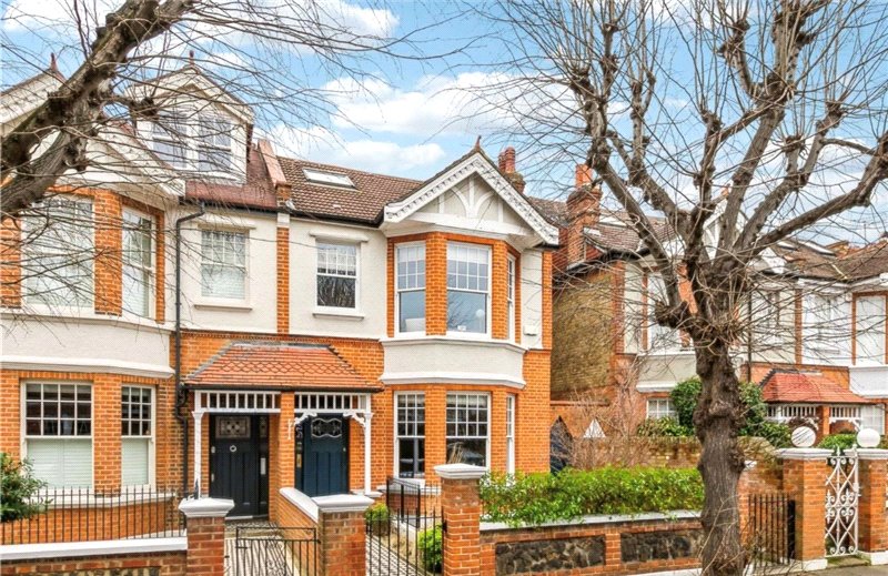 Melville Road, Barnes, London, SW13