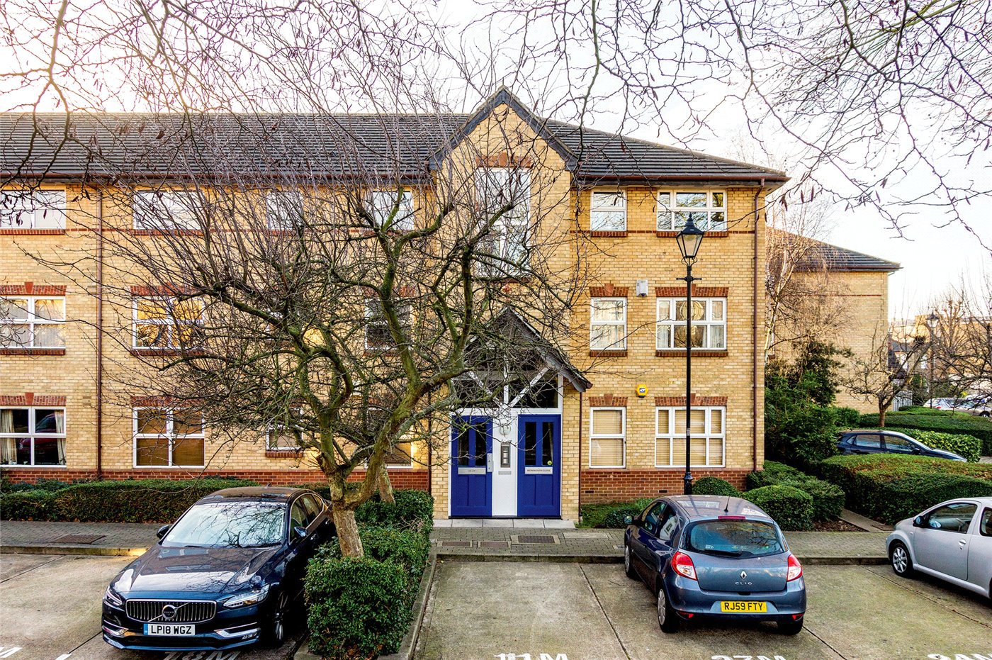 Monmouth Close, London, W4