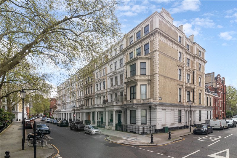 Courtfield Gardens, South Kensington, London, SW5