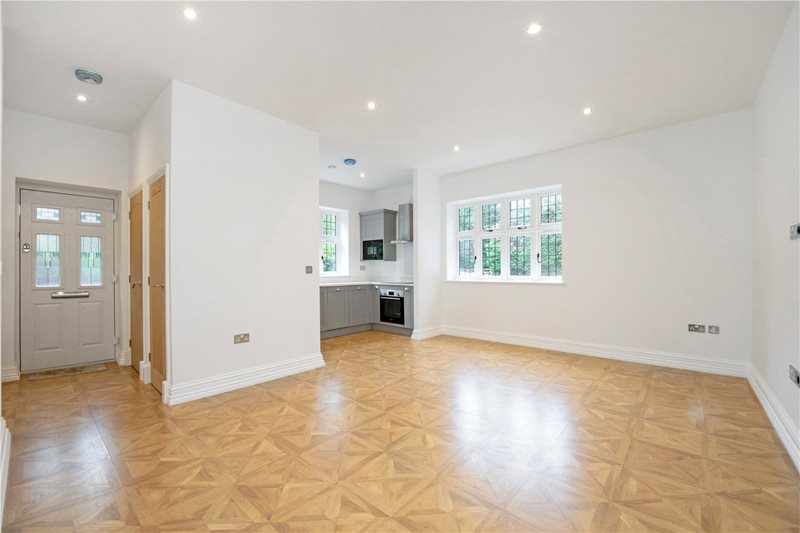 New Place, London Road, Sunningdale, Ascot, SL5