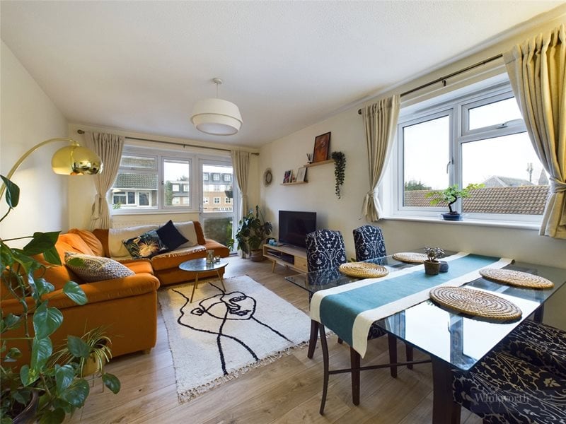 South Place, Surbiton, KT5