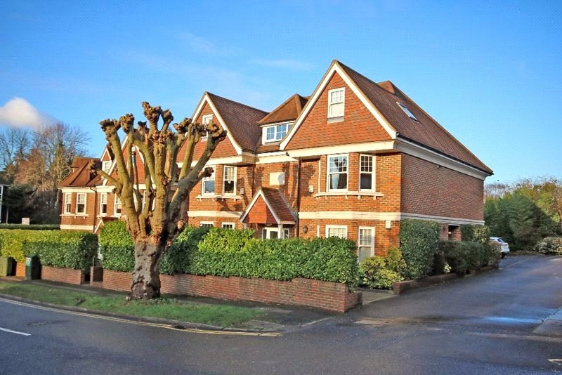 Park Rise, Leatherhead, KT22