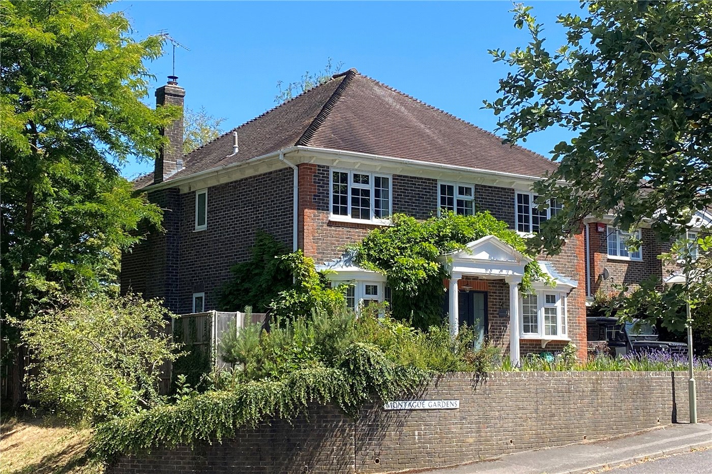 Montague Gardens, Petersfield, Hampshire, GU31