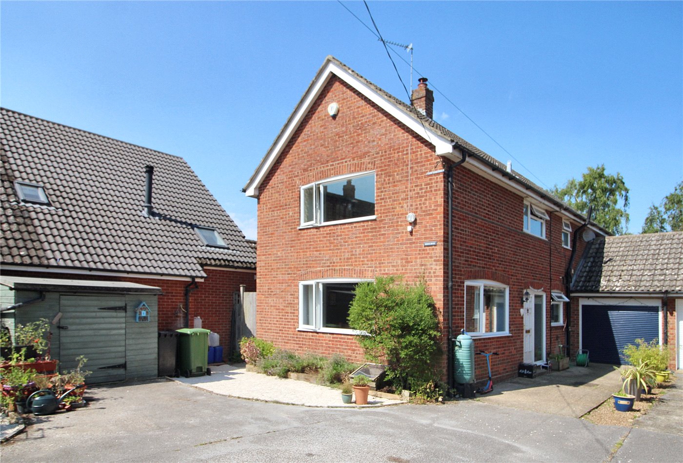 Ferry Road, Surlingham, Norwich, Norfolk, NR14