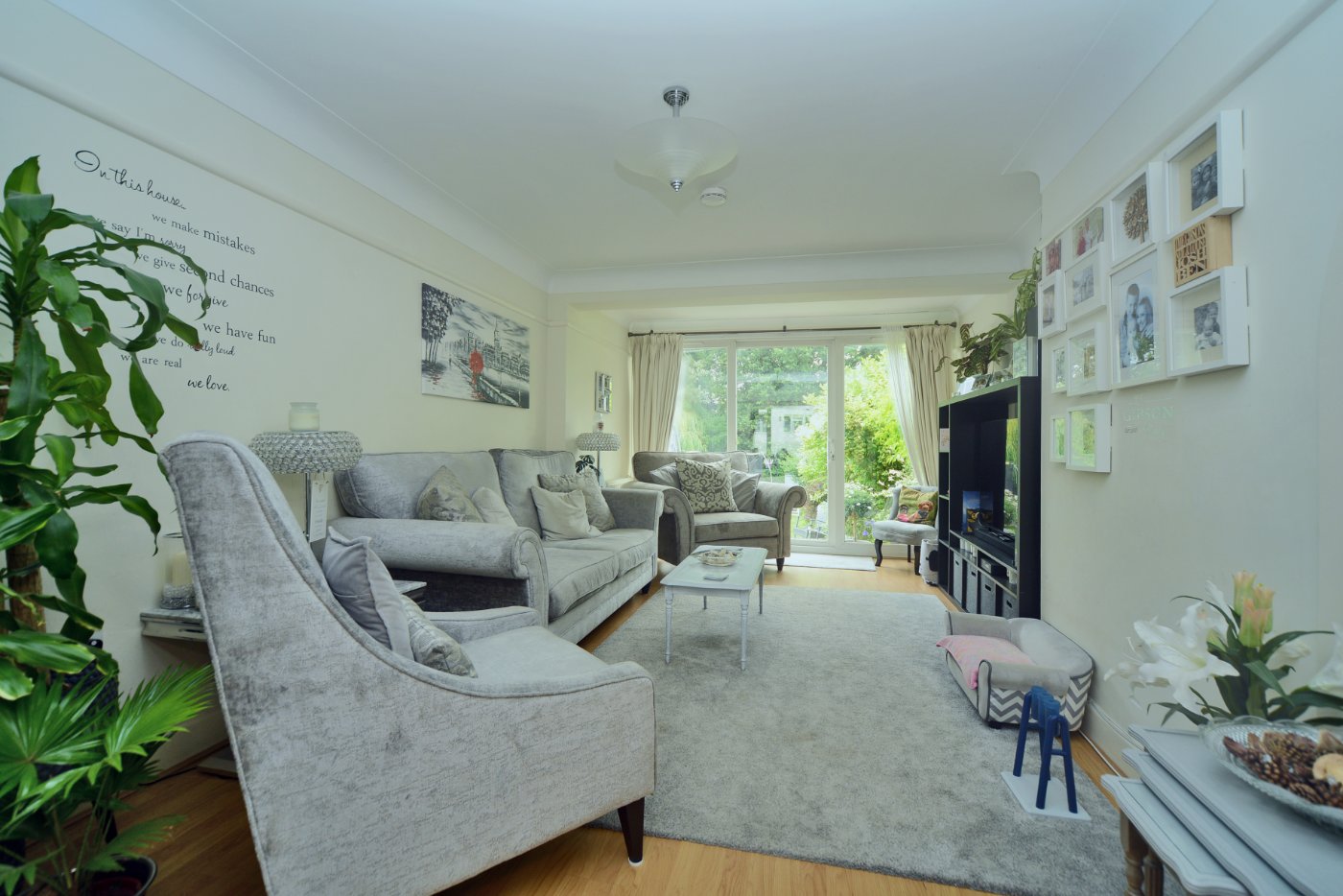 Stoneleigh Park Road, Epsom, Surrey, KT19