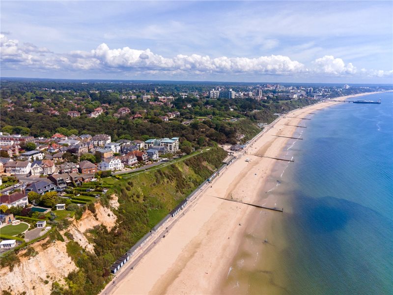 Beaulieu Road, Alum Chine, Bournemouth, Dorset, BH4