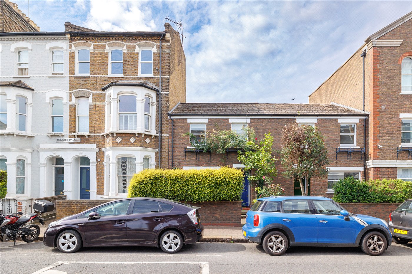 Mustow Place, Parsons Green/ Fulham, London, SW6