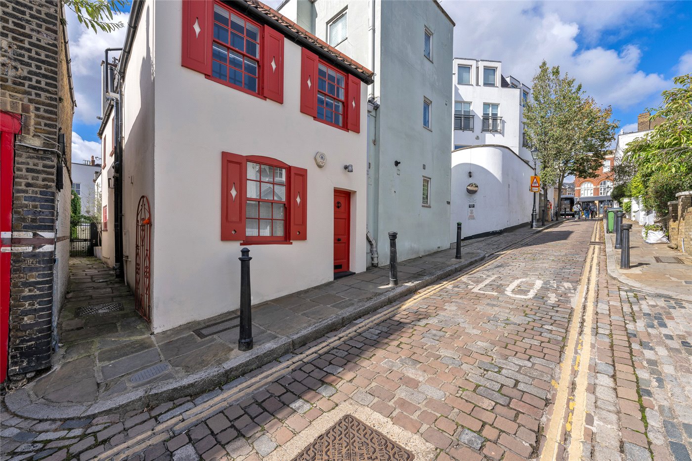 Kiels Cottages, Back Lane, London, NW3