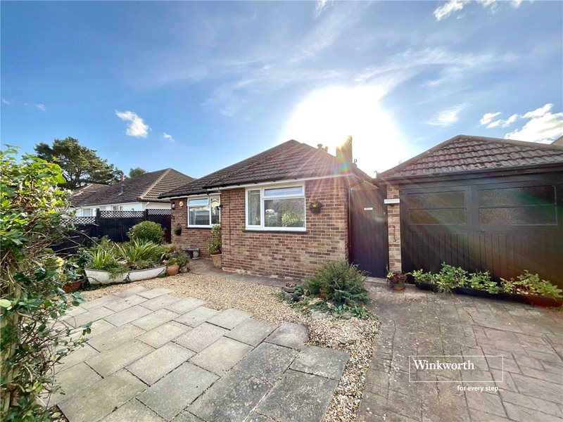 Barton Drive, Barton on Sea, New Milton, Hampshire, BH25