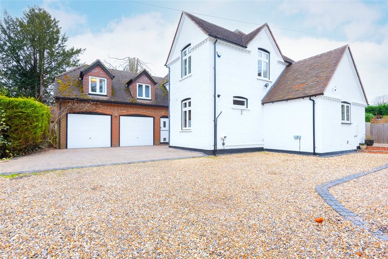 Fleet Hill, Finchampstead, Wokingham, Berkshire, RG40