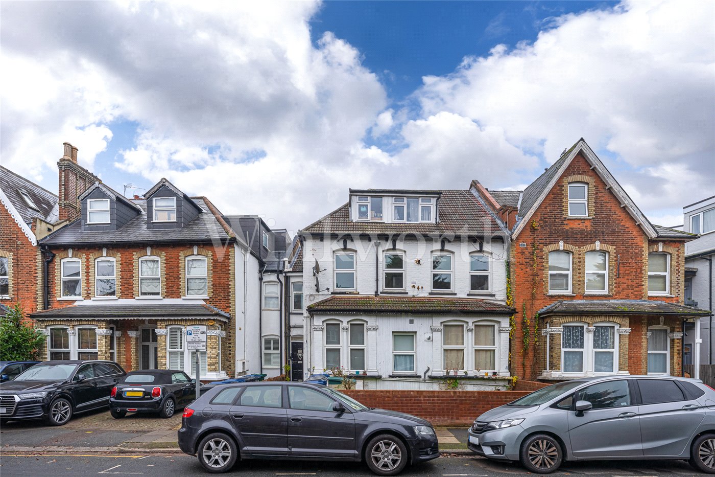 Sunningfields Road, London, NW4