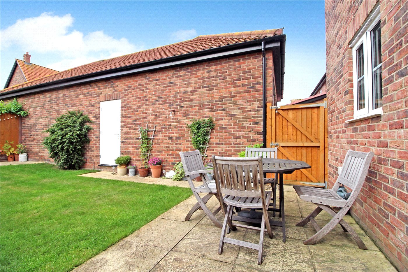 Nelson Close, Poringland, Norwich, Norfolk, NR14